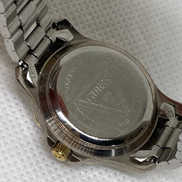 Guess vintage 1994 women watch 25mm round rotating bezel two tone 6” running - Picture 7 of 7